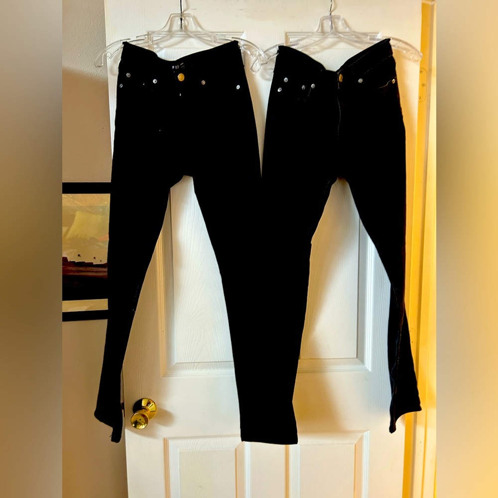 Stylish Black Skinny Jeans